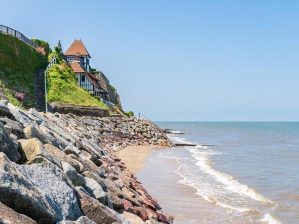 Studio Vue Mer A 2 Min De La Plage Villerville Exteriör bild